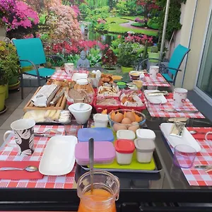 D'hotes Chez Pat Et Nanou Bed & Breakfast